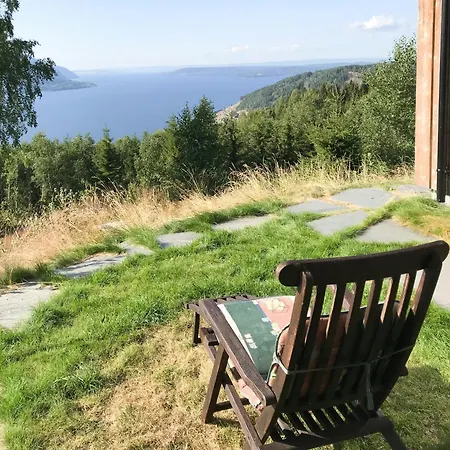 Private With Stunning Views Near Oslo *